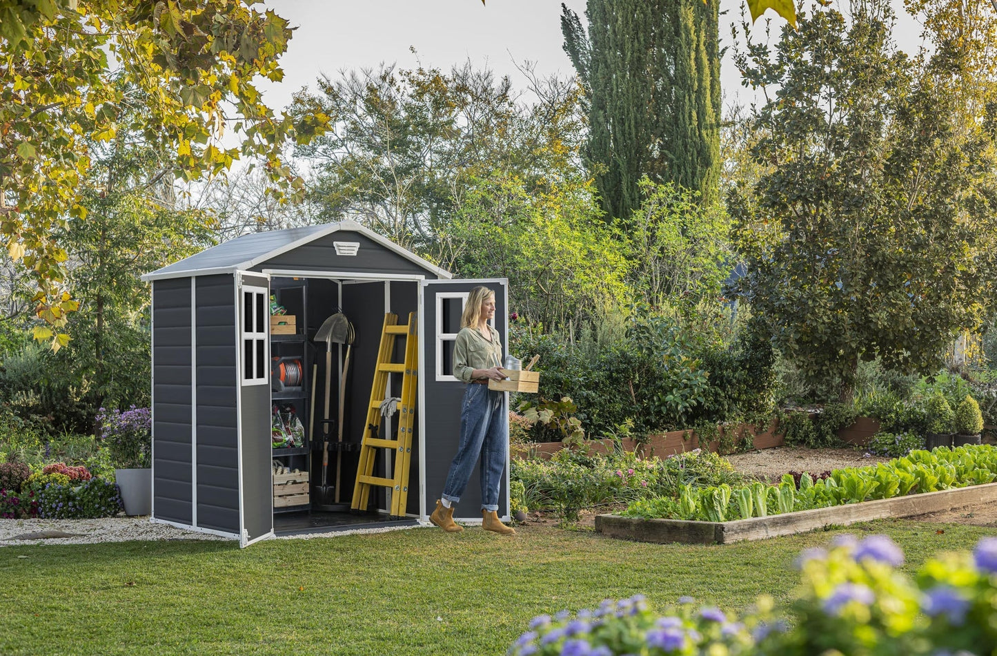 KETER 12-938205 Chalet und Gartenhaus Premium Resin 65Dd Ant, Anthrazit, 185 x 152 x 226 cm